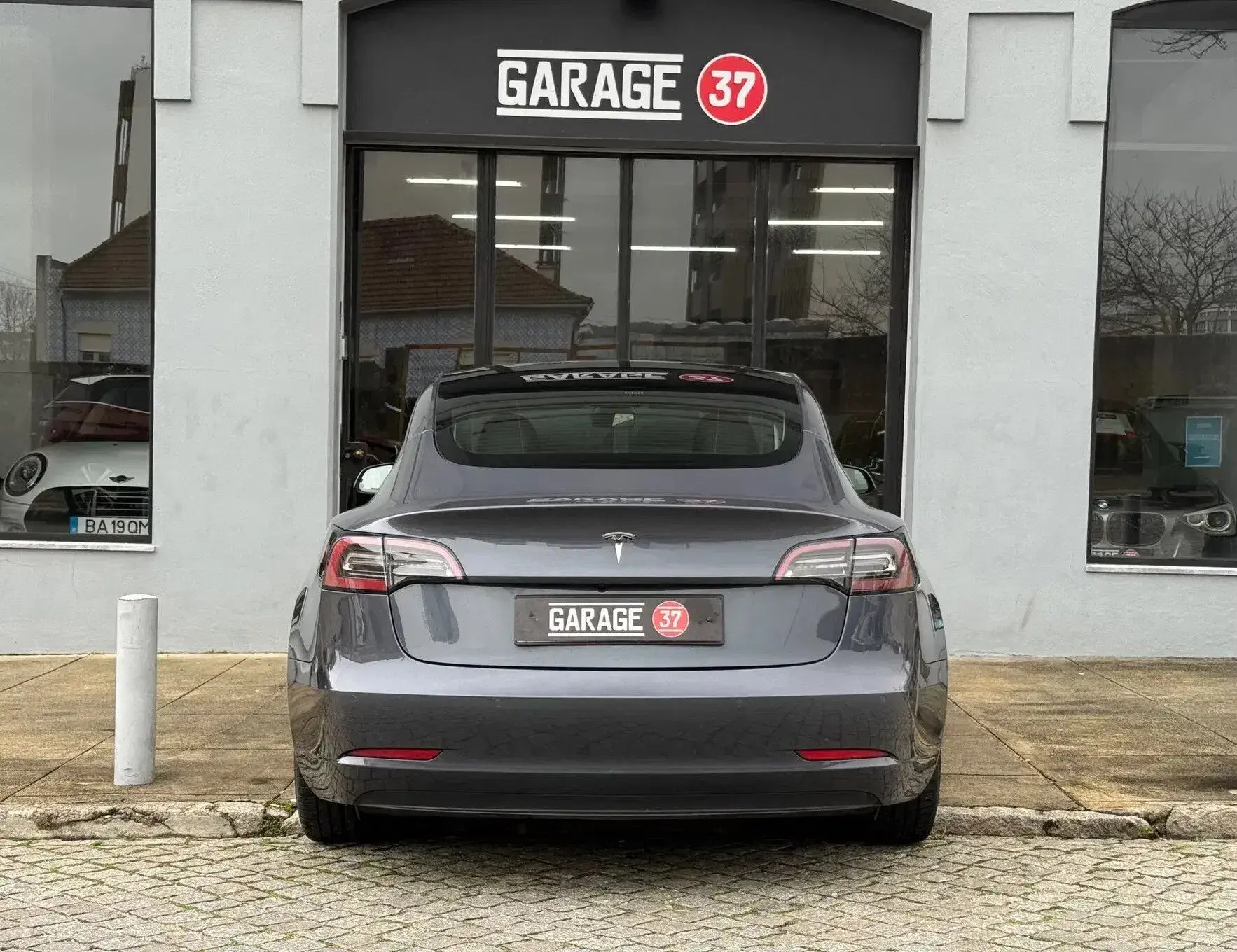 Tesla Model 3 Standard Range Plus RWD 29