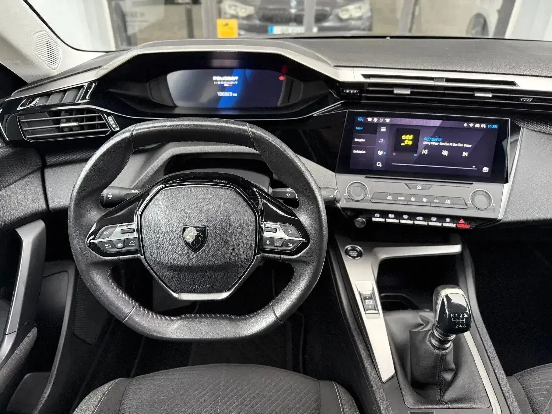 Peugeot 308 SW Outro 13
