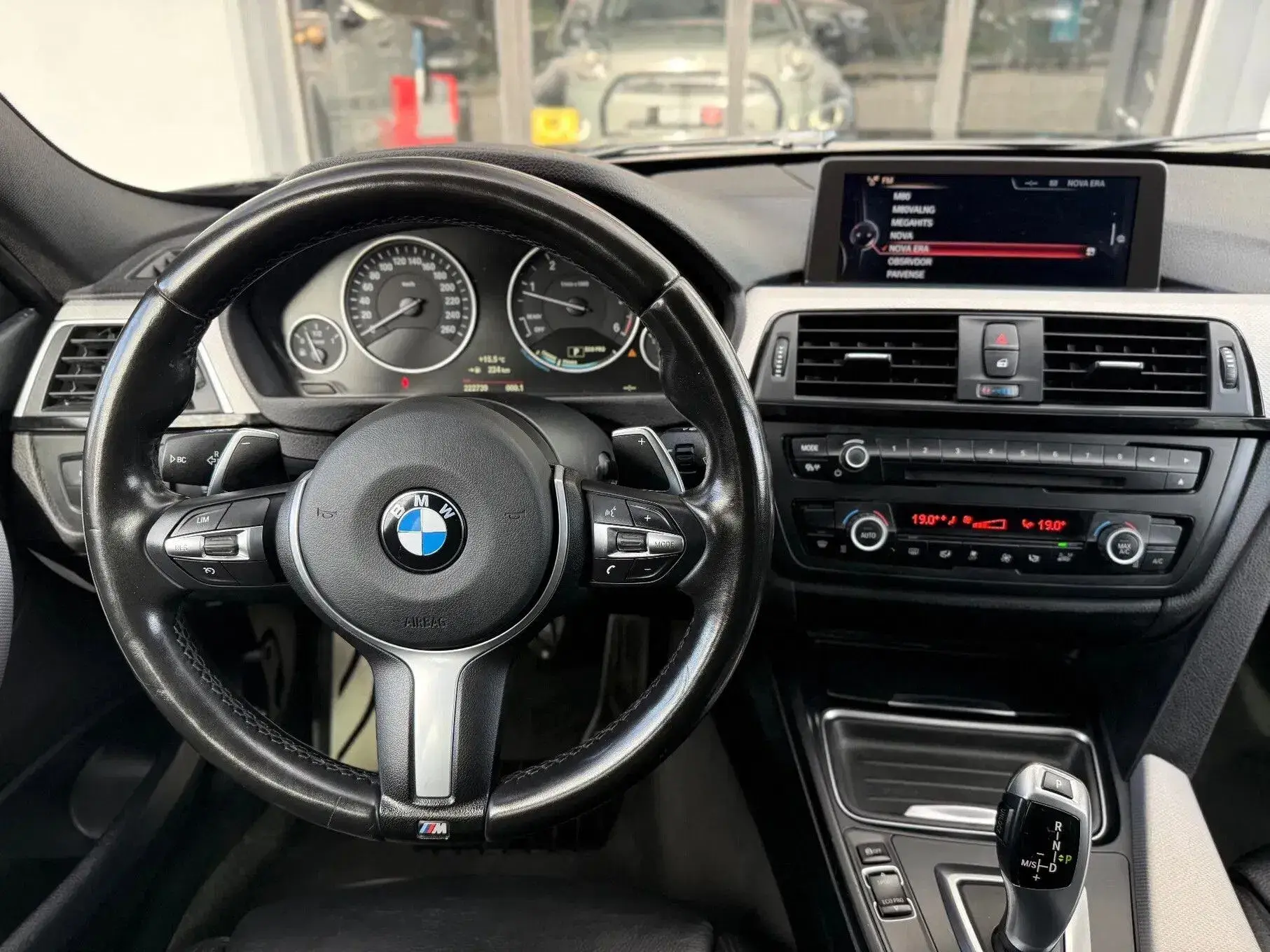 BMW 320 d ED Line Sport Auto 9