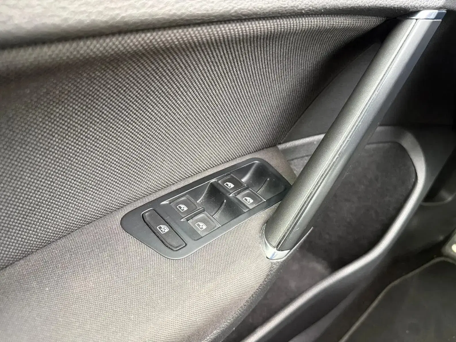 Volkswagen Golf 2.0 TDI GTD DSG 19