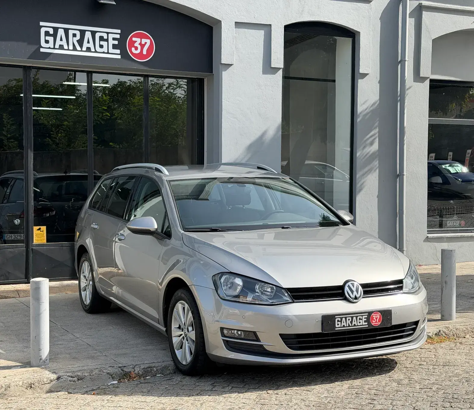 Volkswagen Golf Variant 1.6 TDi GPS Edition DSG 1