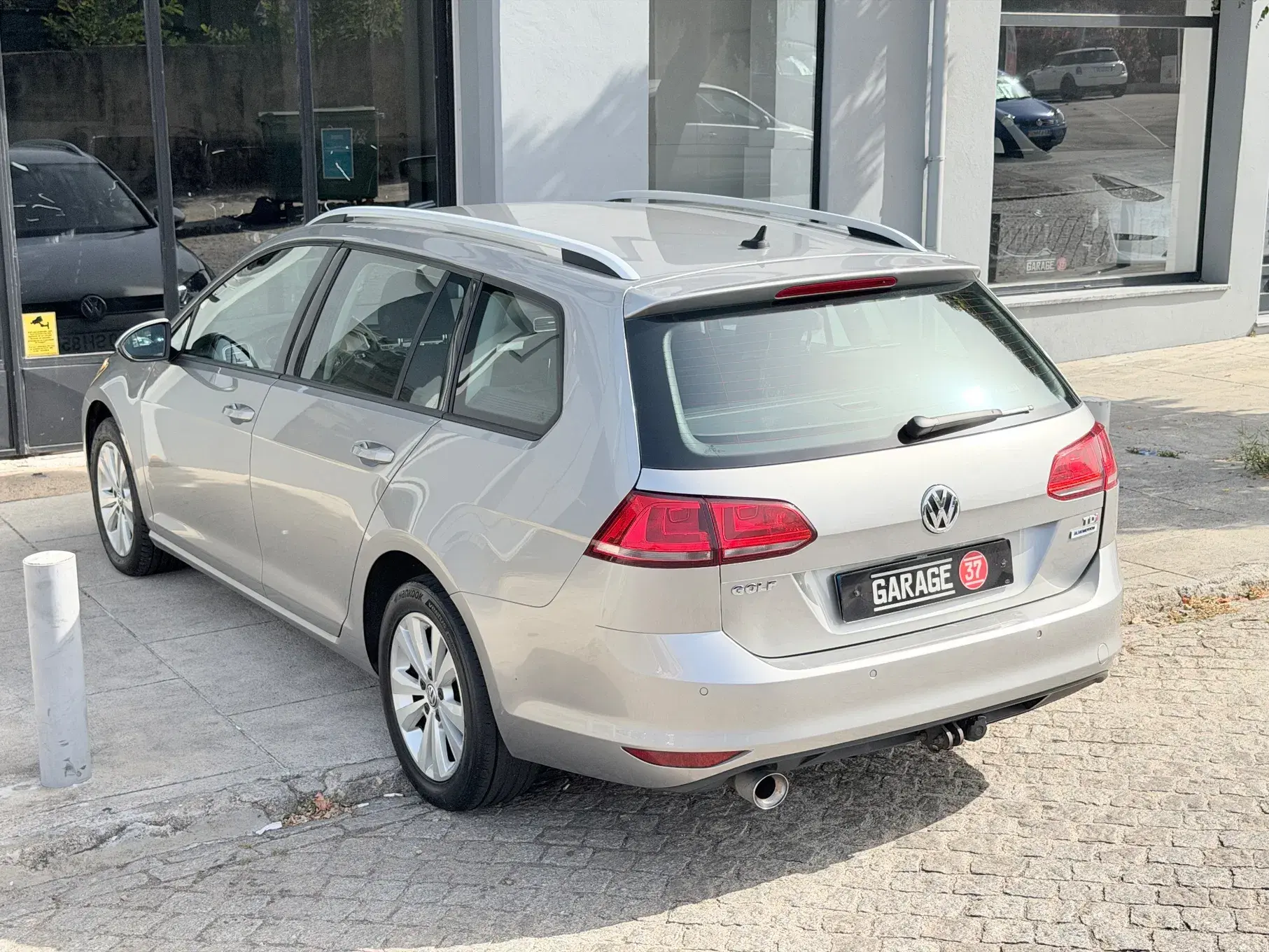 Volkswagen Golf Variant 1.6 TDi GPS Edition DSG 3