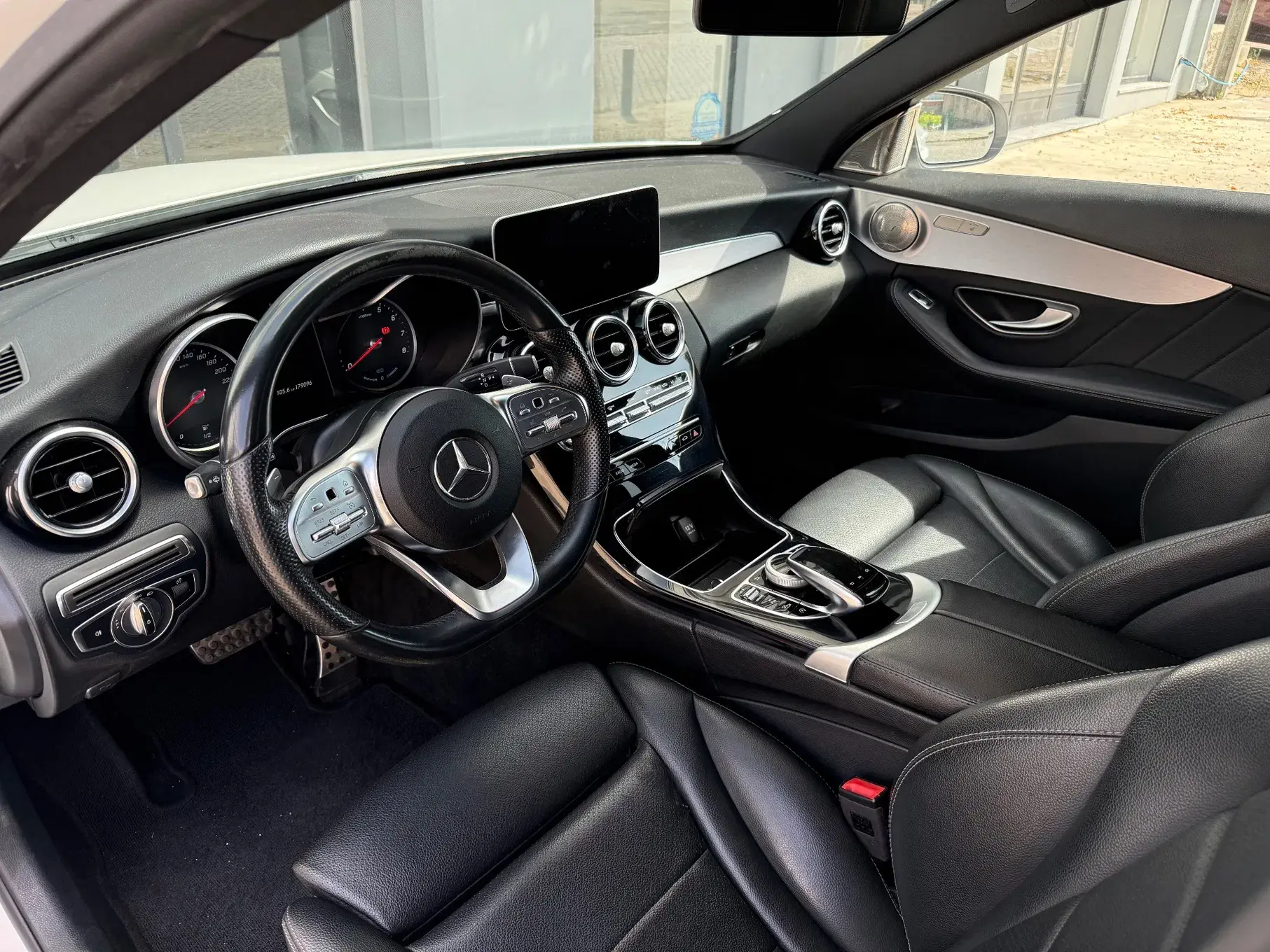 Mercedes-Benz C 200 Station 9G-TRONIC AMG Line 5
