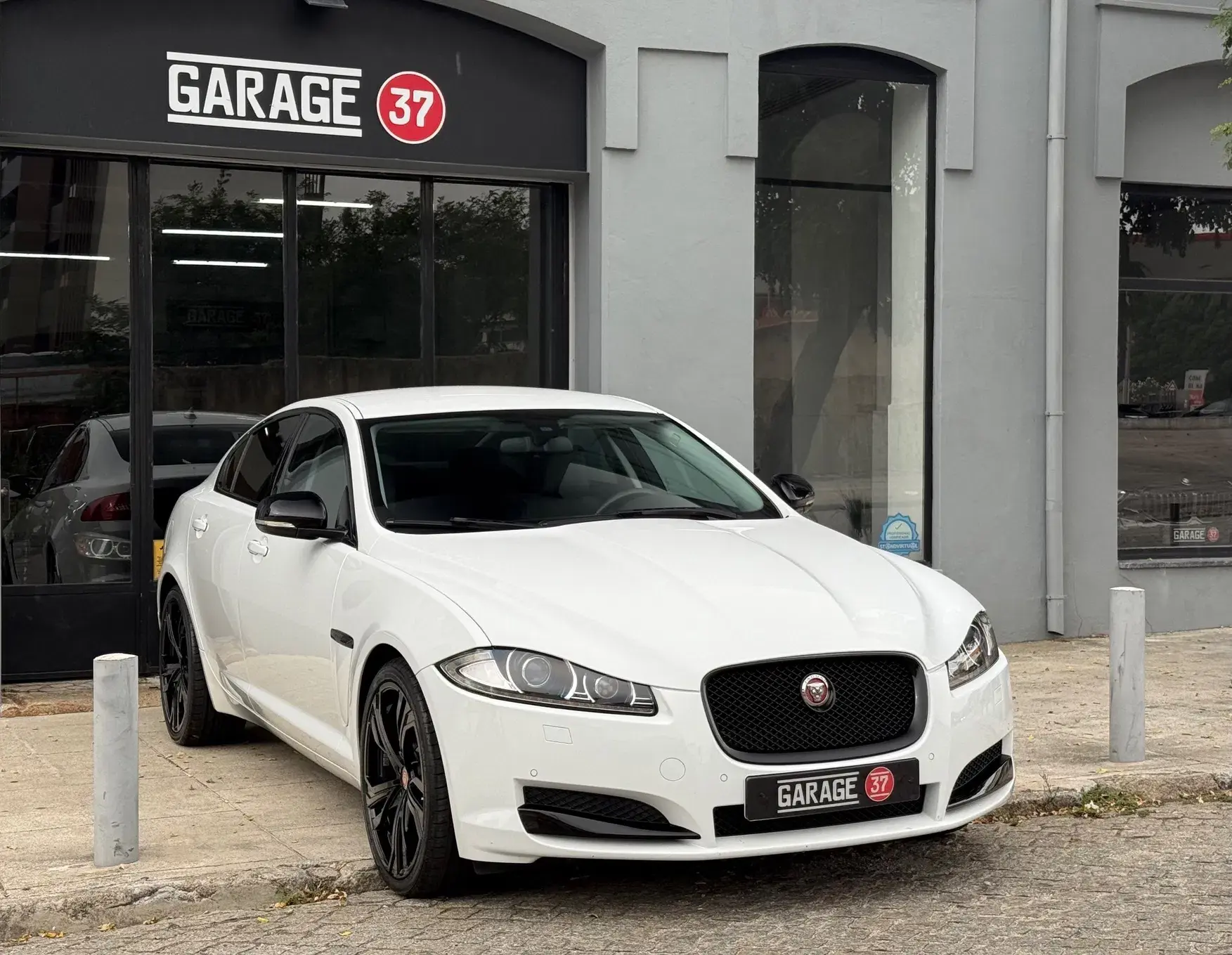Jaguar XF 2.2 1