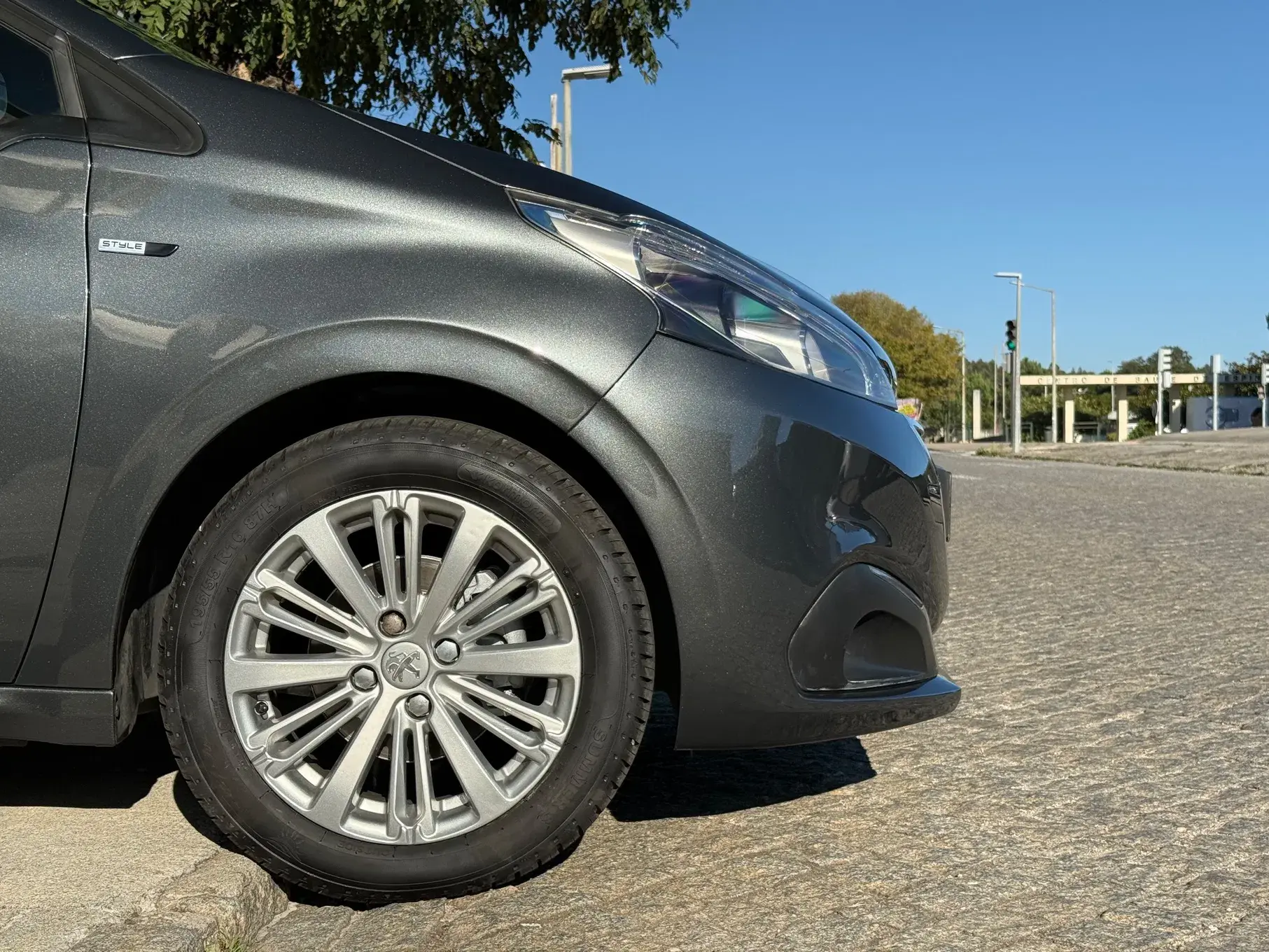 Peugeot 208 1.2 PureTech Style 3