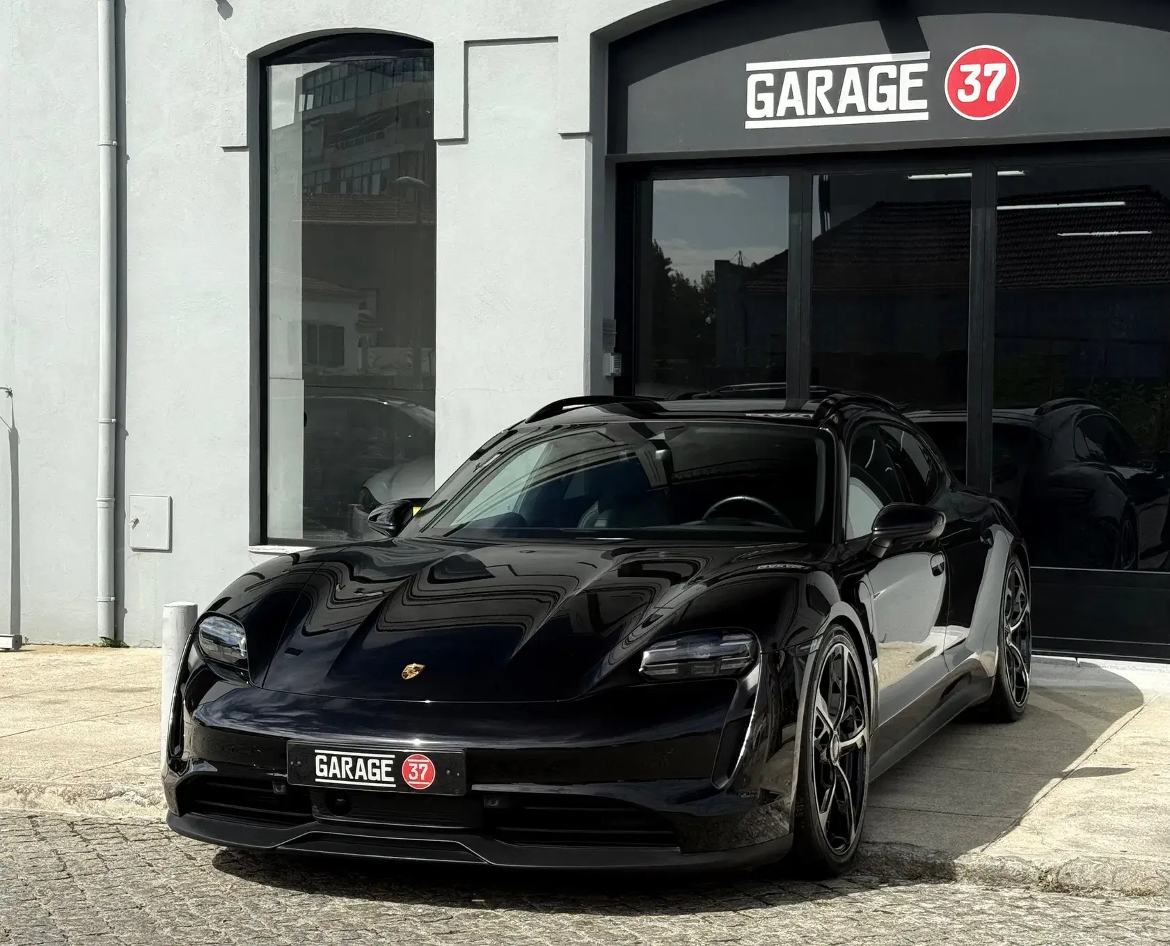 Porsche Taycan Cross Turismo 4 23