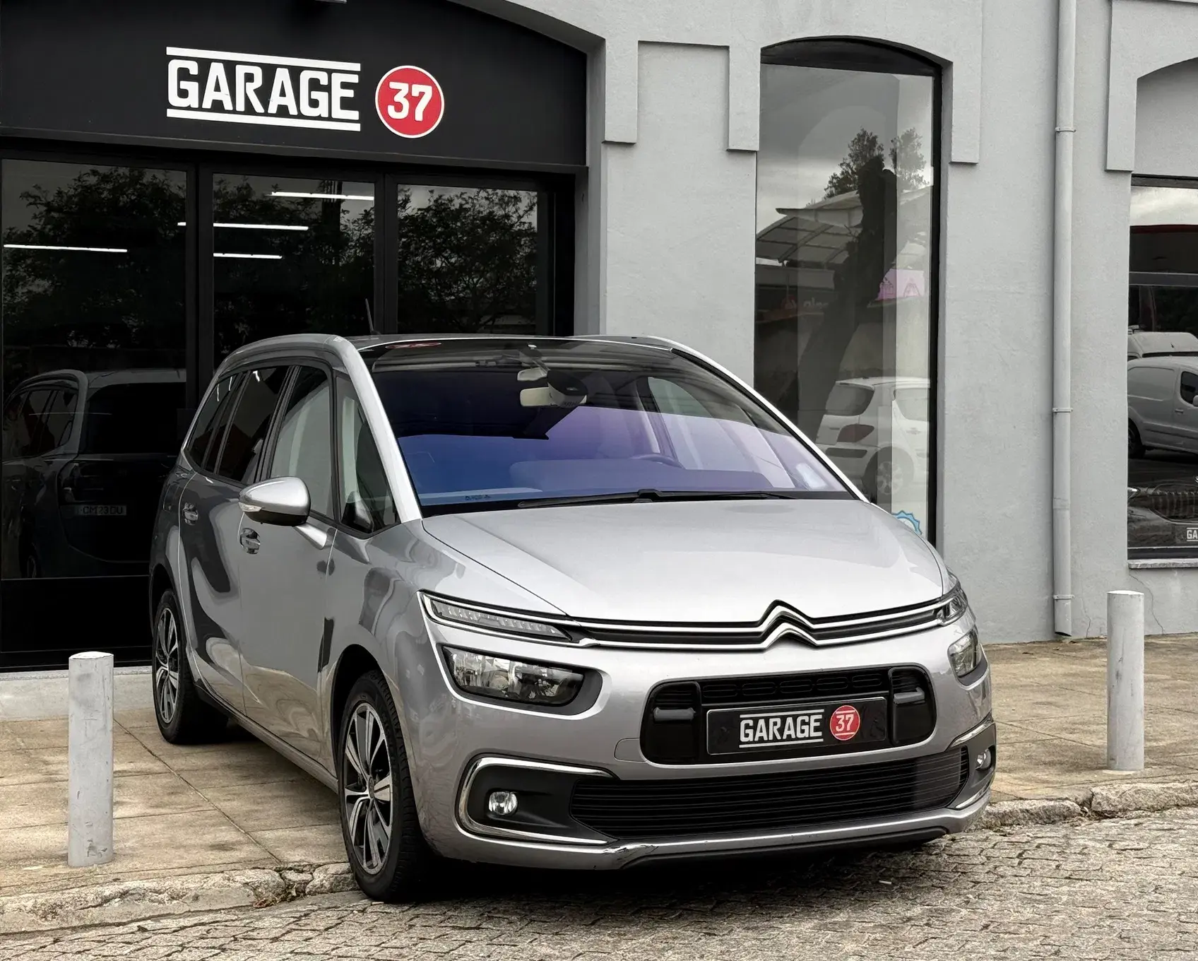 Citroen Grand C4 Spacetourer Outro 1