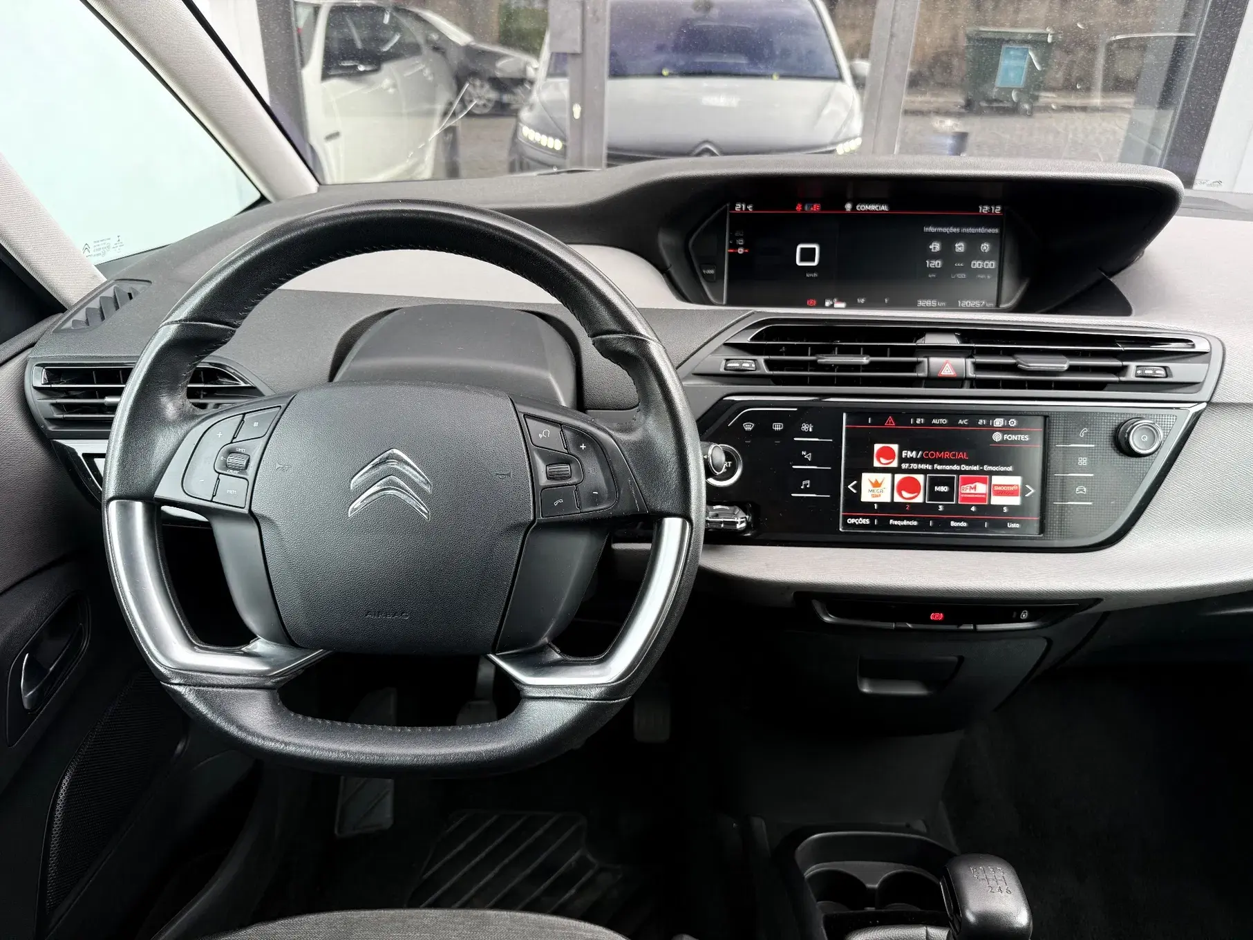 Citroen Grand C4 Spacetourer Outro 10