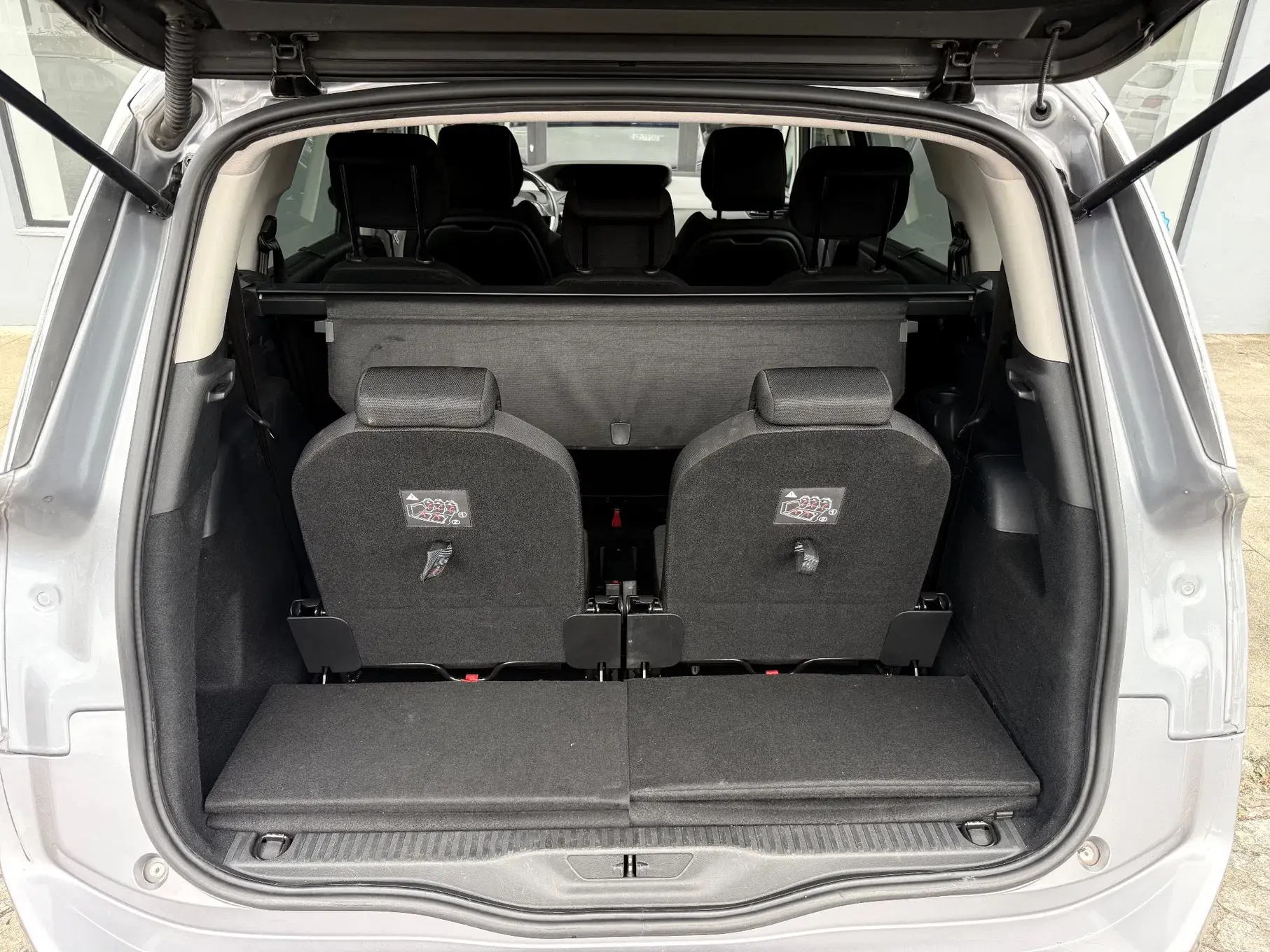 Citroen Grand C4 Spacetourer Outro 18