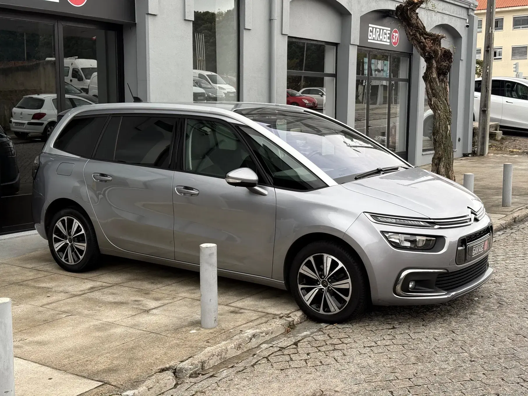 Citroen Grand C4 Spacetourer Outro 22