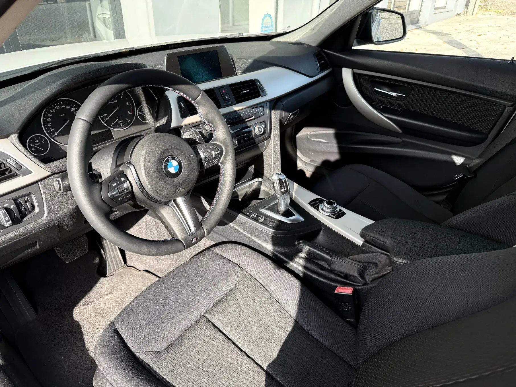 BMW 318 d Auto Pack M 5