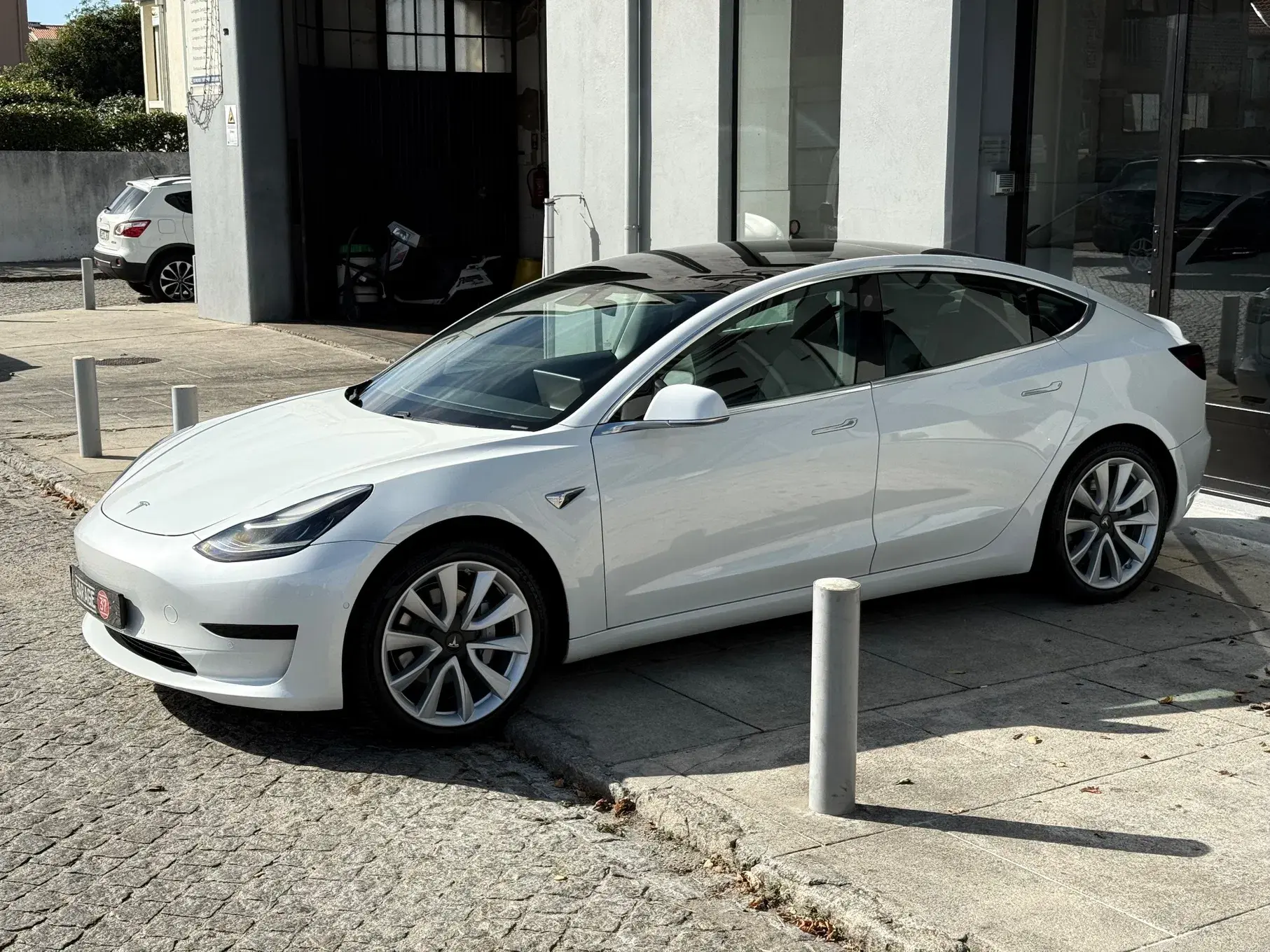 Tesla Model 3 Standard RWD Plus 22