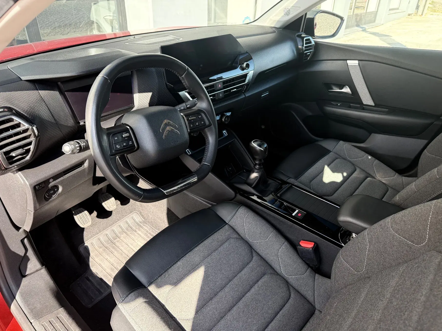 Citroen C4 1.2 PureTech Shine 5