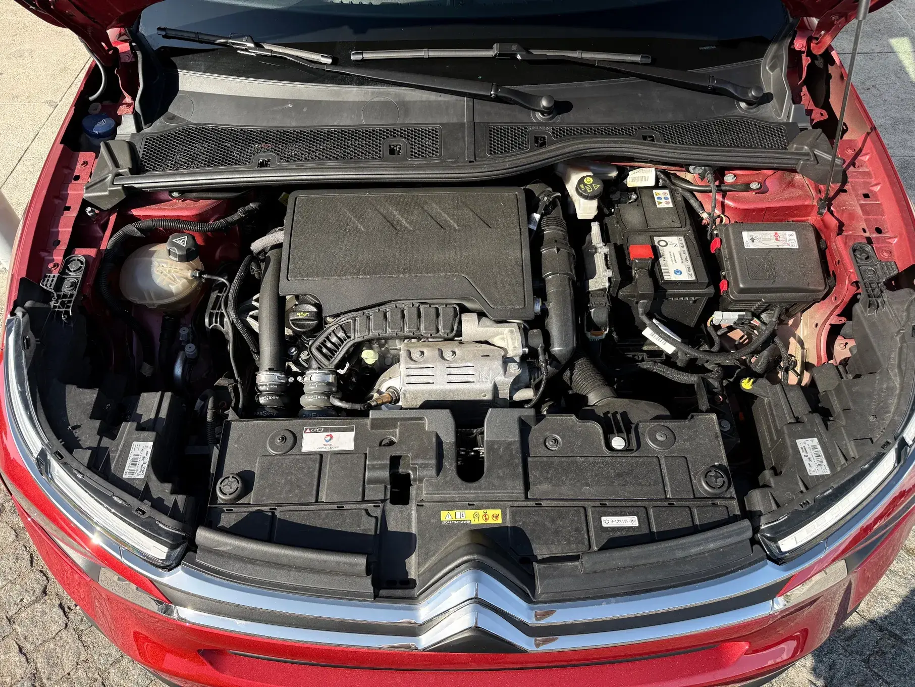 Citroen C4 1.2 PureTech Shine 24