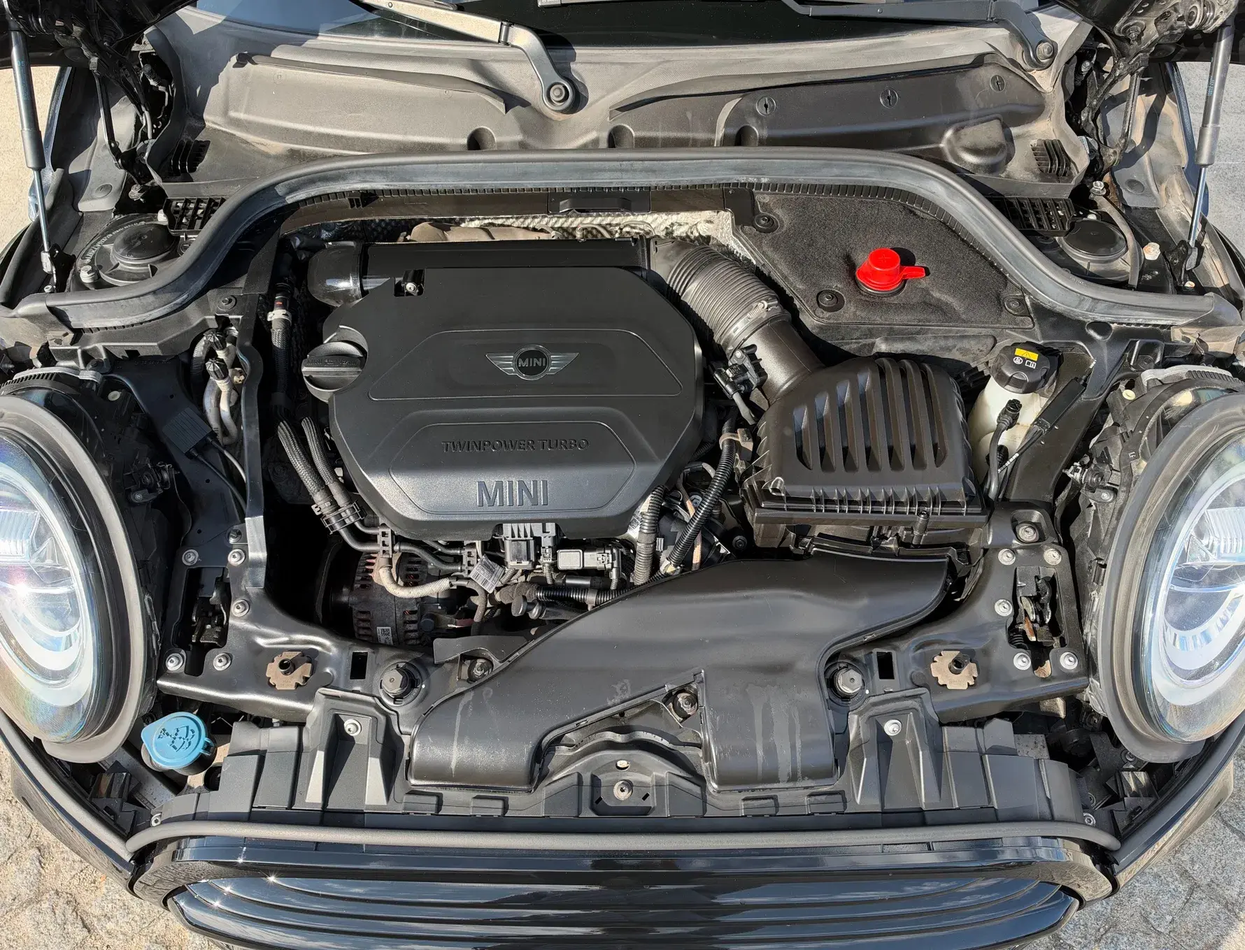 MINI 3 Portas Cooper D 21