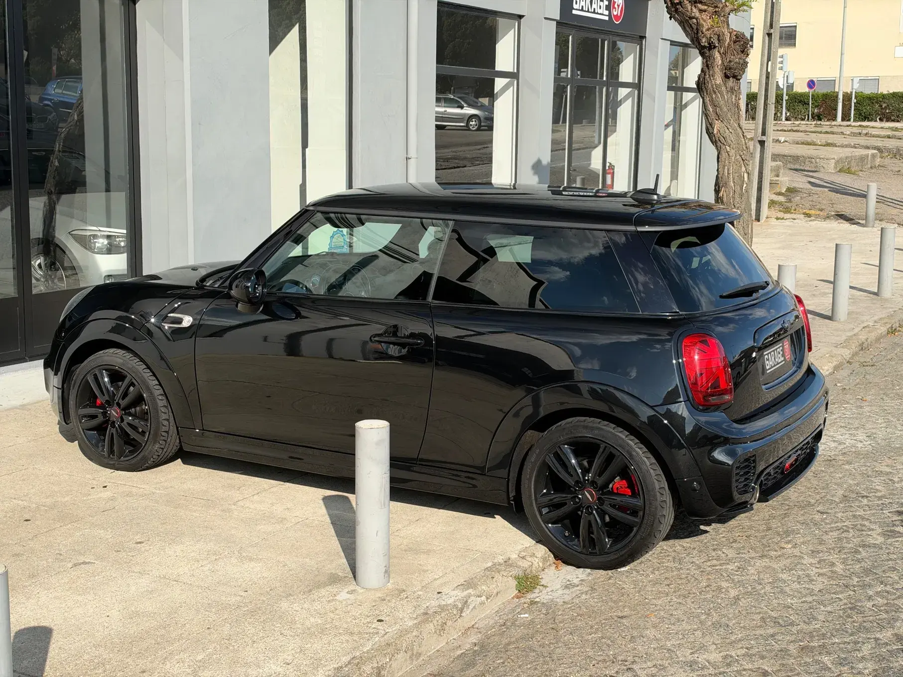 MINI 3 Portas Cooper D 28