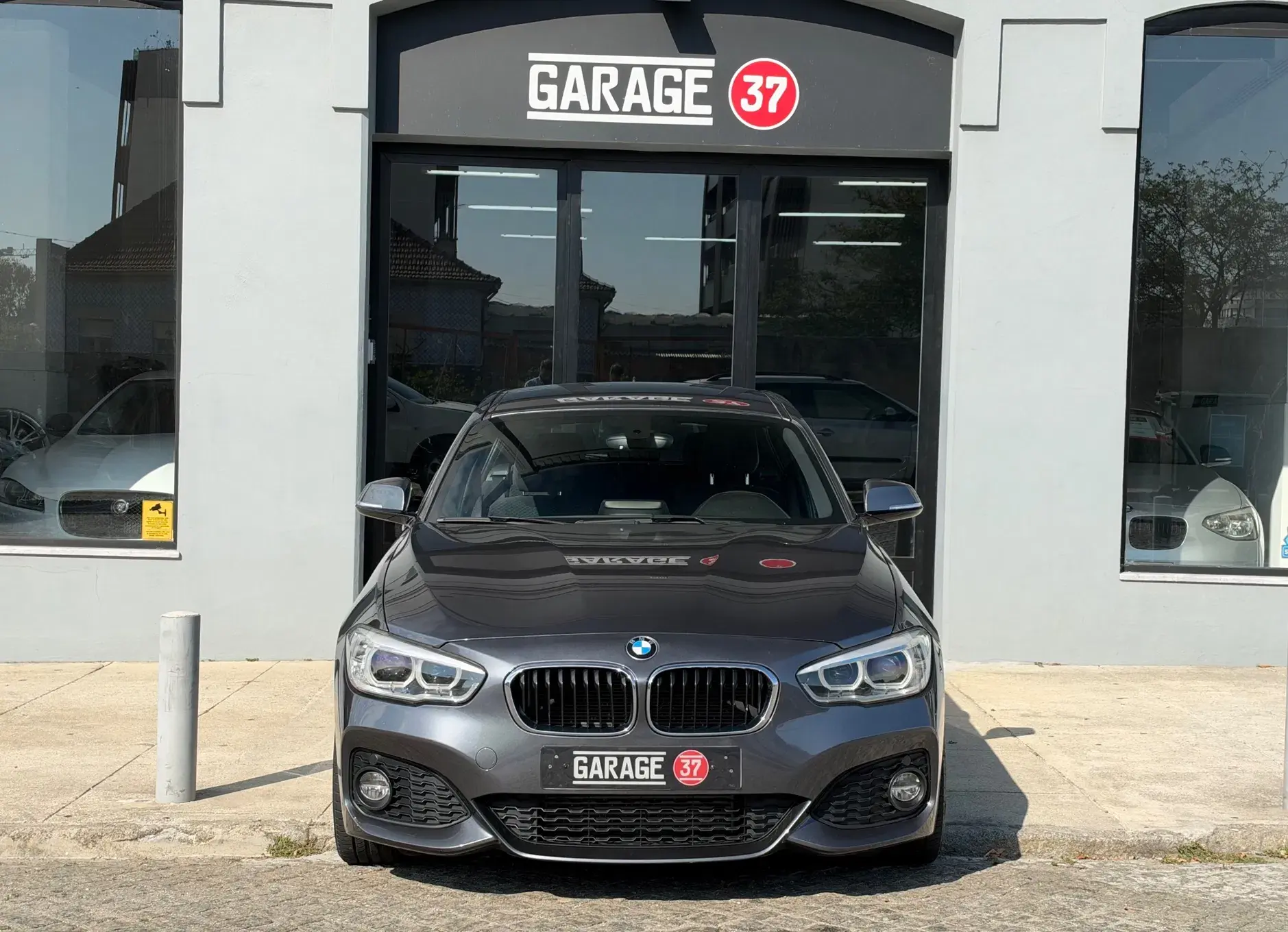 BMW 116 d Pack M Auto 12