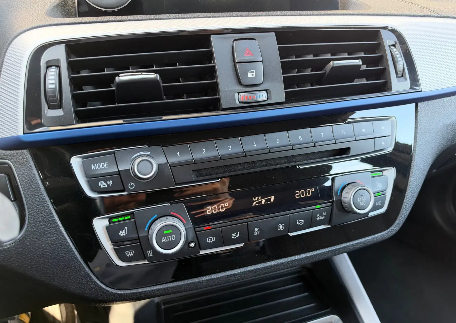 BMW 116 d Pack M Auto 14