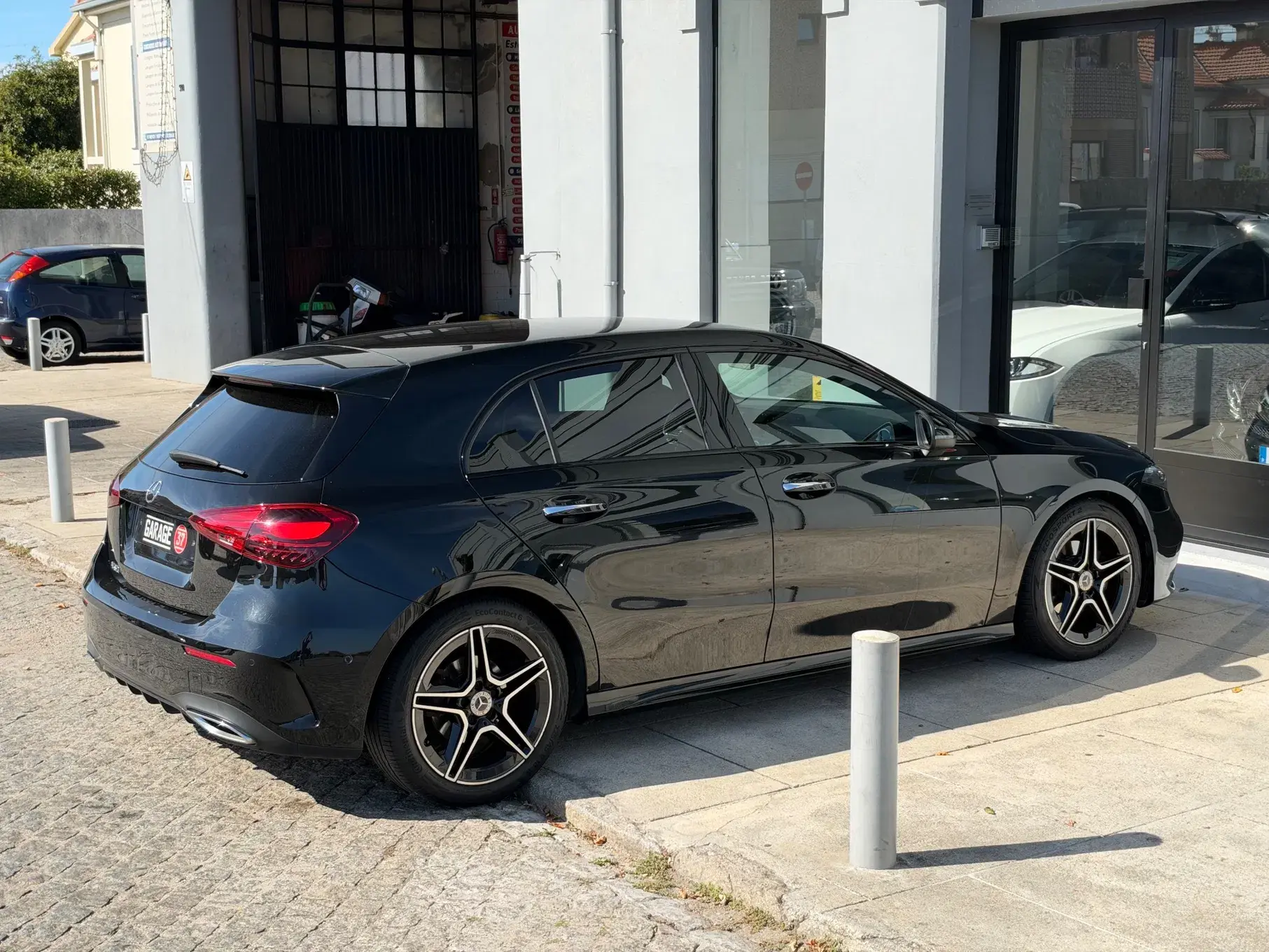 Mercedes-Benz A 180 7G-DCT AMG Line 2