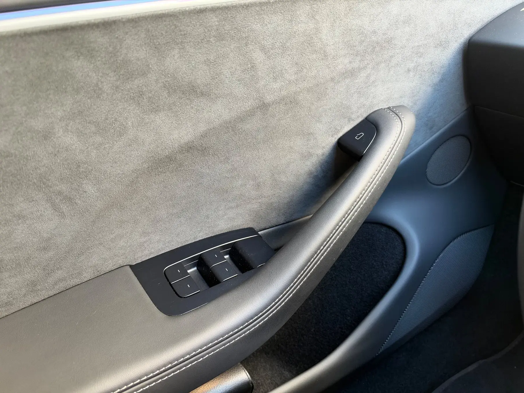 Tesla Model 3 AWD Dual Motor Performance 21