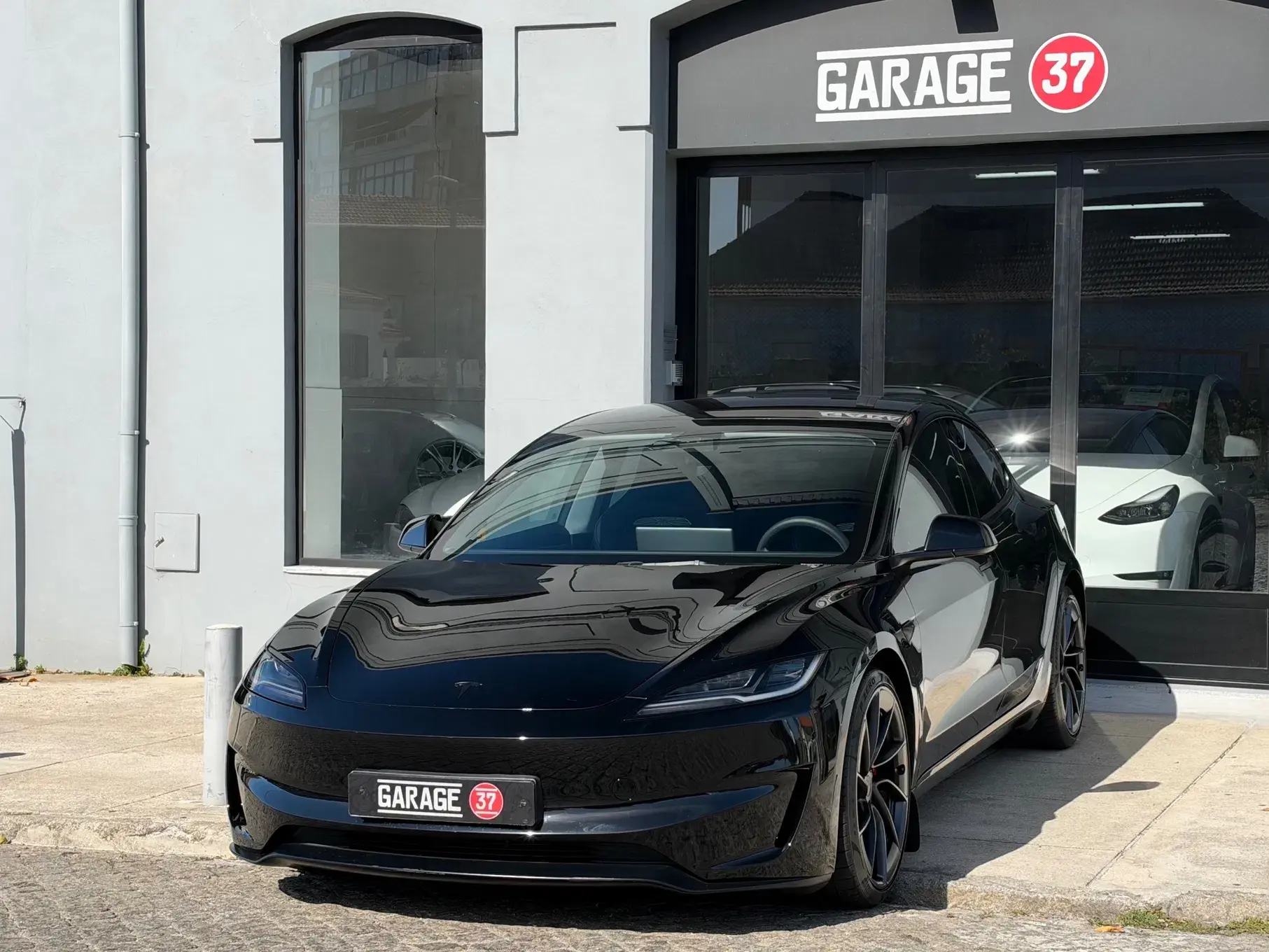 Tesla Model 3 AWD Dual Motor Performance 23