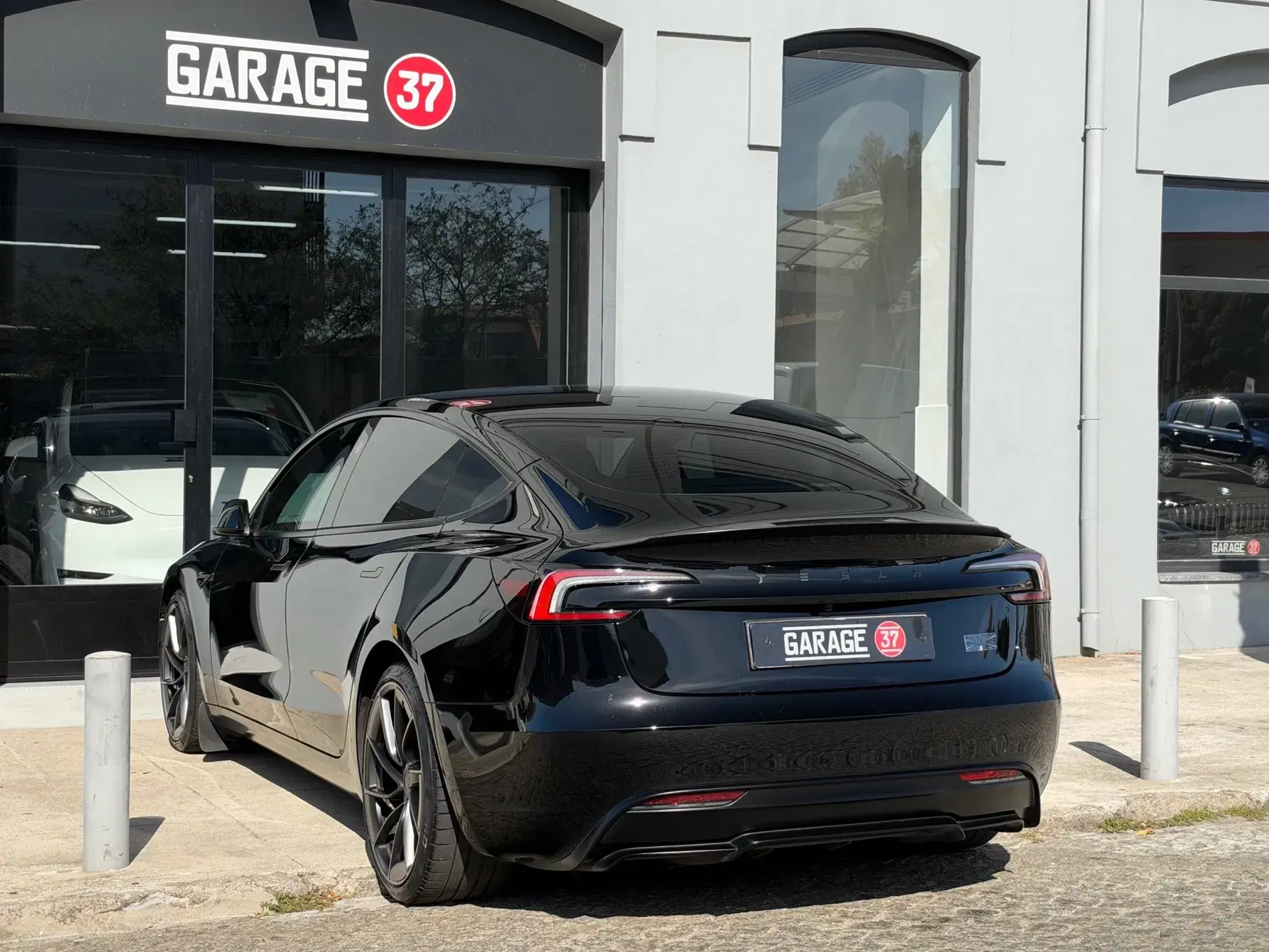 Tesla Model 3 AWD Dual Motor Performance 27