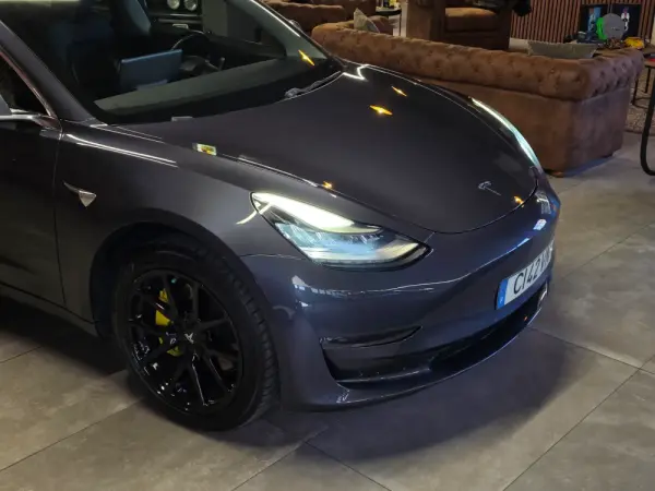 Tesla Model 3 Standard Range Plus RWD 19