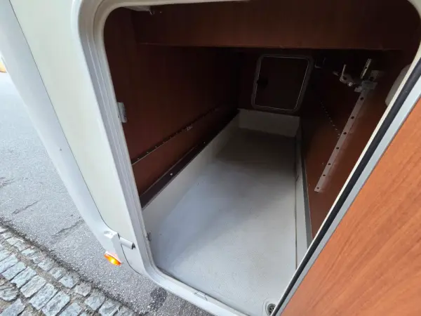 Chausson Welcome Outro 14