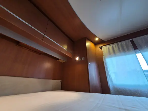 Chausson Welcome Outro 38