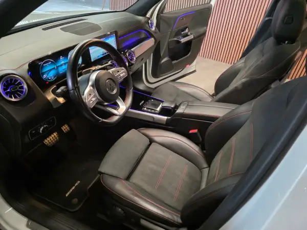 Mercedes-Benz EQB 350 4Matic AMG Line 39