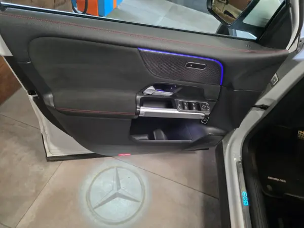 Mercedes-Benz EQB 350 4Matic AMG Line 40