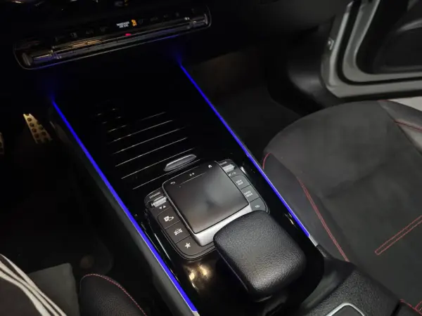 Mercedes-Benz EQB 350 4Matic AMG Line 48