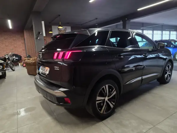 Peugeot 3008 BlueHDi 130 Stop & Start EAT8 GT Pack 3