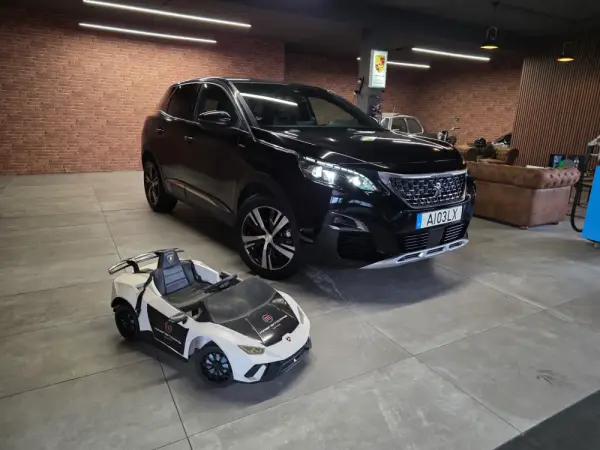 Peugeot 3008 BlueHDi 130 Stop & Start EAT8 GT Pack 33