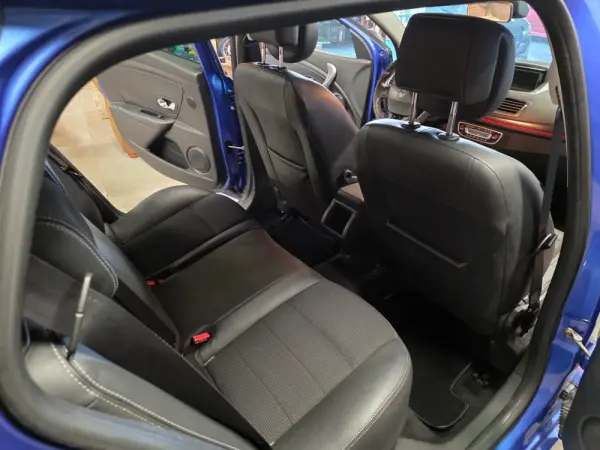 Renault Mégane Sport Tourer 1.5 dCi GT Line 15