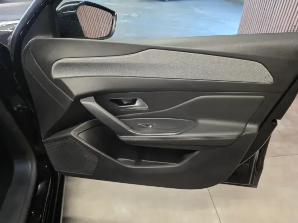 Peugeot 308 SW PureTech 130 GPF EAT8 Stop & Start Allure Pack 26