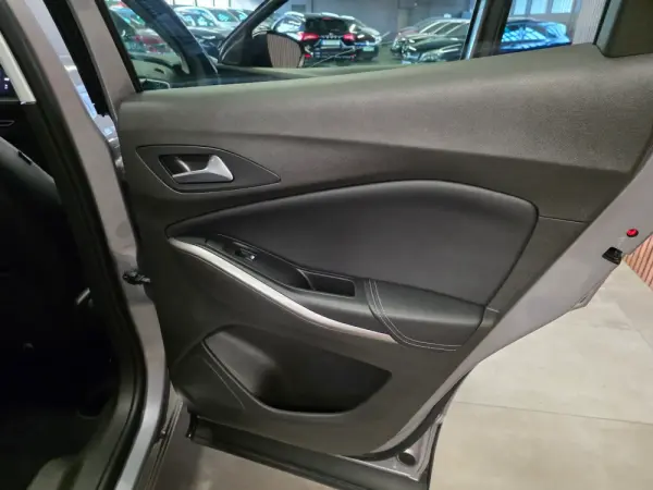 Opel Grandland Outro 21