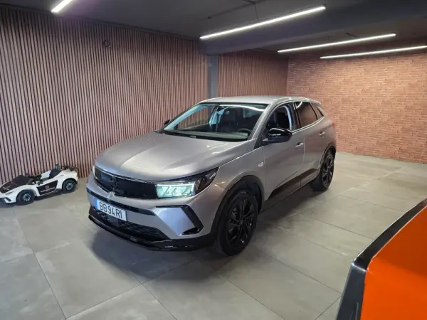 Opel Grandland Outro 26