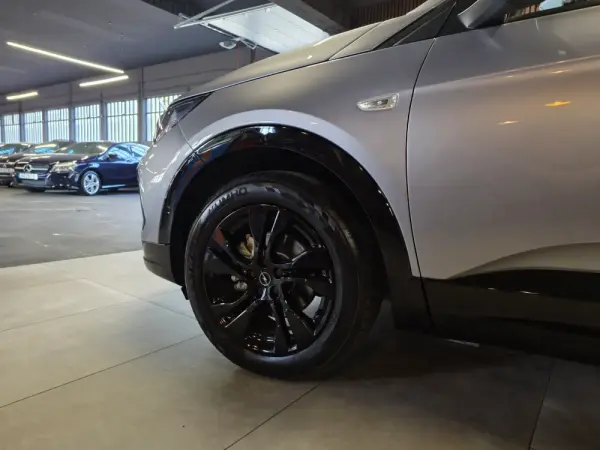 Opel Grandland Outro 29