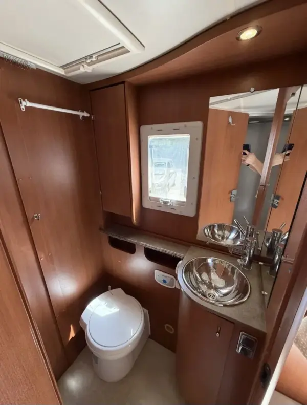 Chausson Welcome Outro 4