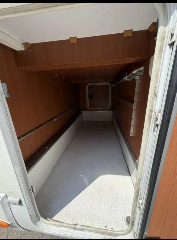 Chausson Welcome Outro 2