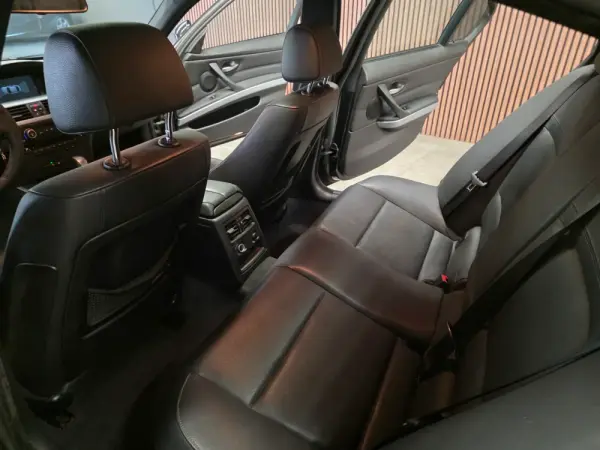 BMW 320 d Navigation Auto 5