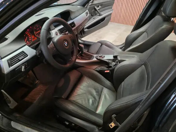 BMW 320 d Navigation Auto 4