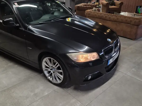 BMW 320 d Navigation Auto 23