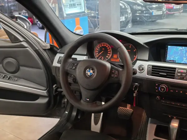 BMW 320 d Navigation Auto 35