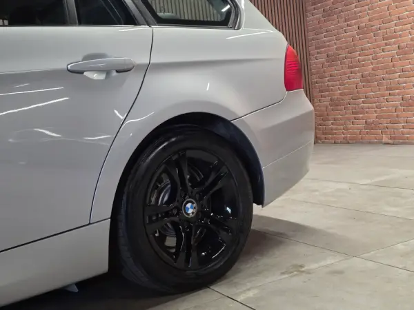 BMW 320 d Navigation 2