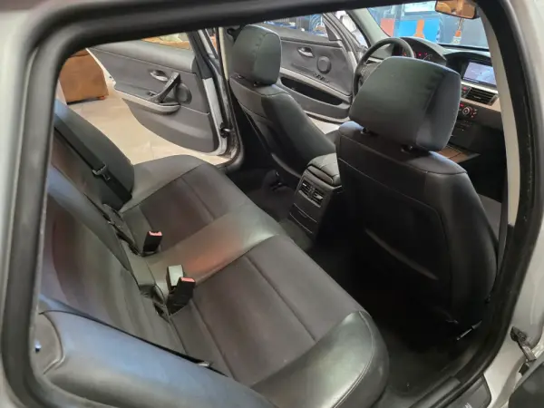 BMW 320 d Navigation 16