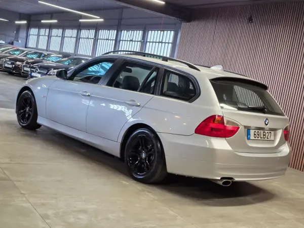 BMW 320 d Navigation 23