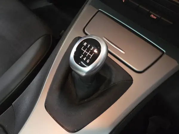 BMW 320 d Navigation 30