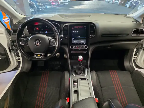 Renault Mégane Sport Tourer 1.5 Blue dCi R.S. Line 19